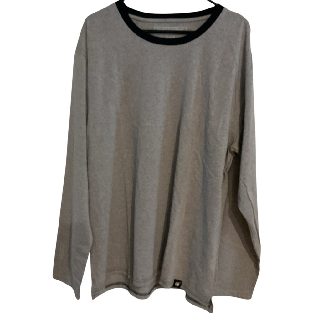 The White Company For Qatar Airways LongSleeve T Shirt